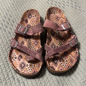 EUC Birkenstock mayari lavender blush sandal